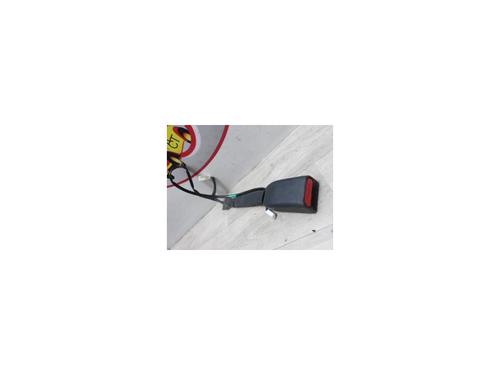 Used Seat buckle RENAULT KOLEOS I (HY_) 2.0 dCi 4x4 (HY0K) (150 hp) 13133372