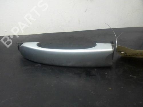 Used Rear left exterior door handle VW TOURAN (1T1, 1T2) 1.9 TDI (105 hp) 13284552
