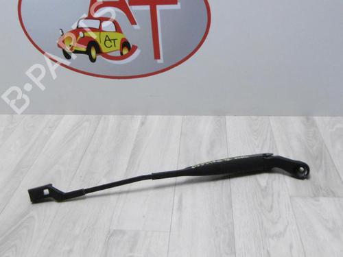 Used Front windshield wiper arm FORD KA (RU8) 1.2 (69 hp) 15968490