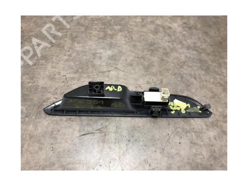 Right rear window switch PEUGEOT 3008 II SUV (MC_, MR_, MJ_, M4_) 1.2 THP/ PureTech 130 (MRHNSM, MRHNSU, MRHNSJ, MRHNYW,... | BP20622696I28 