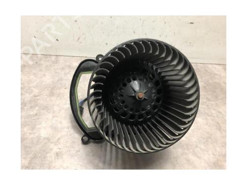 Ventilator motor RENAULT MEGANE IV Hatchback (B9A/M/N_) 1.6 dCi 130 (B9A4) | BP20620384M62 