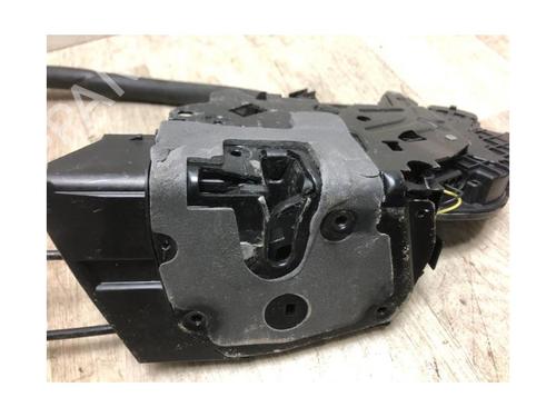 Front left lock JAGUAR XE (X760) 2.0 D | BP20622120C98 
