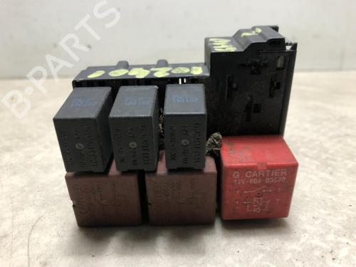 Sikringsdåse RENAULT CLIO II (BB_, CB_) 1.2 (BB0A, BB0F, BB10, BB1K, BB28, BB2D, BB2H, CB0A,... (58 hp) 20621183
