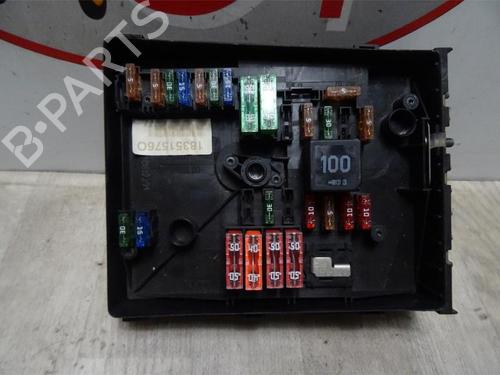 Zekeringkast VW GOLF V (1K1) 1.9 TDI (105 hp) 29206444