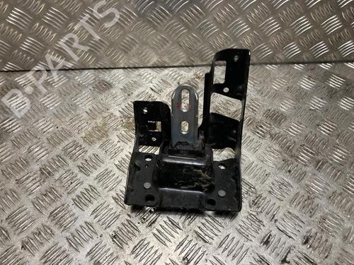 Motorfeste CITROËN C3 AIRCROSS II (2R_, 2C_) 1.5 BlueHDi 120 (2CYHXX) (120 hp) 31203189