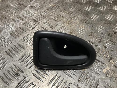 Used Front right interior door handle RENAULT CLIO II (BB_, CB_) 1.2 16V (BB05, BB0W, BB11, BB27, BB2T, BB2U, BB2V, CB05,... (75 hp) 31021675