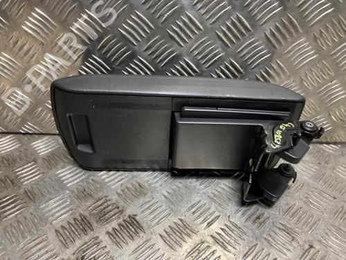 Armrest / Center console CITROËN C4 III (BA_, BB_, BC_) ë-C4 (BCZKXC, BZCKSC) | BP31021979I20