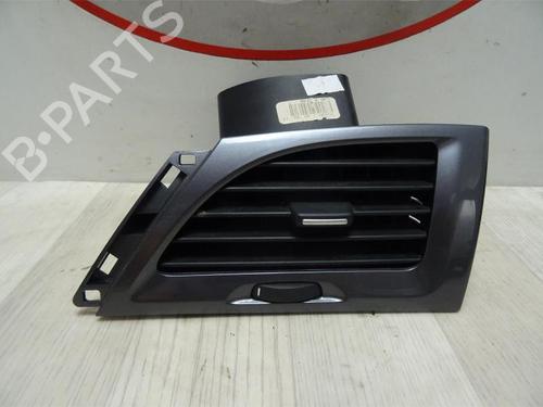 Used Air vent RENAULT MEGANE III Coupe (DZ0/1_) 1.5 dCi (DZ09, DZ0D, DZ1F, DZ1G, DZ14, DZ29) (110 hp) 13132628