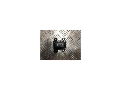 Used Switch RENAULT LAGUNA III (BT0/1) 1.5 dCi (BT00, BT0A, BT0T, BT1J) (110 hp) 25606428
