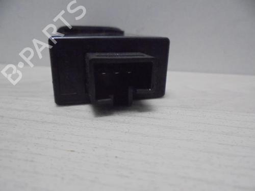 Used Switch HYUNDAI TUCSON (JM) 2.0 CRDi All-wheel Drive (136 hp) 12987387