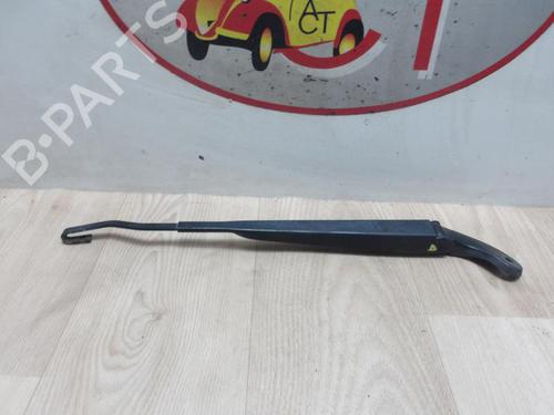 Used Front windshield wiper arm MINI MINI (R56) One (75 hp) 20616579