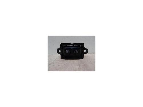 Used Switch RENAULT MEGANE IV Hatchback (B9A/M/N_) 1.5 dCi 110 (B9A3) (110 hp) 23186451