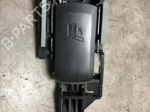 Used Switch TOYOTA RAV 4 III (_A3_) 2.2 D 4WD (ALA30_, ALA30R) (150 hp) 20269261