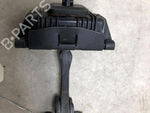 Used Hinge/Door check strap MERCEDES-BENZ VITO / MIXTO Van (W639) 110 CDI (639.601, 639.603, 639.605) (95 hp) 20620180