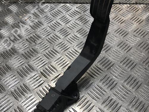 Pedal PEUGEOT 208 II (UB_, UP_, UW_, UJ_) 1.2 PureTech 75 (75 hp) 31245658