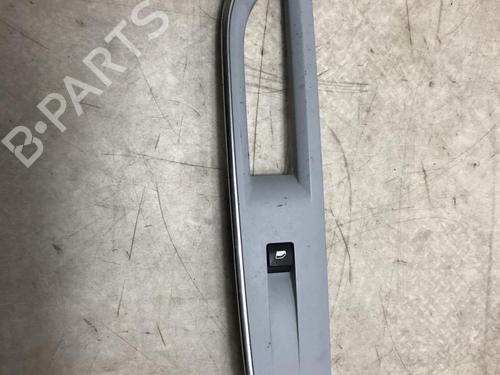 Used Right front window switch PEUGEOT 3008 II SUV (MC_, MR_, MJ_, M4_) 1.2 THP/ PureTech 130 (MRHNSM, MRHNSU, MRHNSJ, MRHNYW,... (131 hp) 20622725
