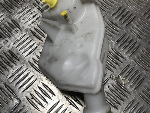 Brake fluid reservoir CITROËN C3 III (SX) 1.2 VTi 82 | BP31204108M118