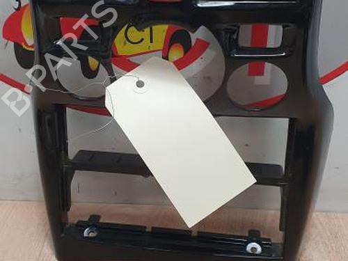 Used Middle console CITROËN C3 Picasso (SH_) 1.6 HDi (90 hp) 13289572