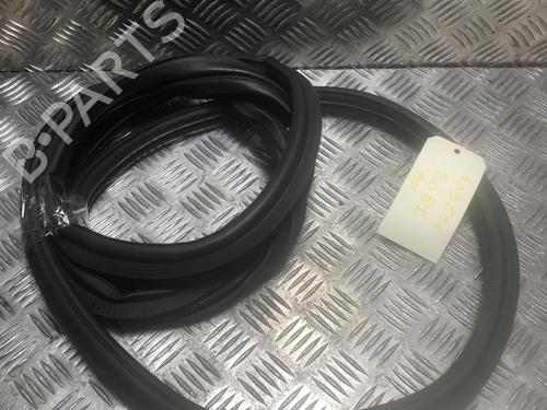 Used Rubber door seal PEUGEOT 208 I (CA_, CC_) 1.6 GTi (200 hp) 31245446