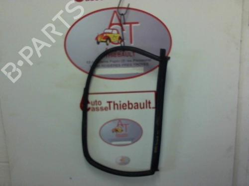 Gummiliste PEUGEOT BOXER Van 2.2 HDi 130 (131 hp) 13264216