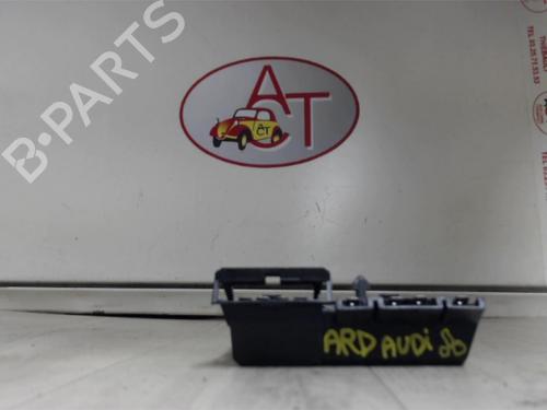 Licence plate light AUDI 80 B4 Saloon (8C2) 2.0 E | BP27455082I40 