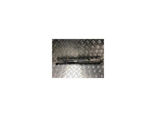 Used Right rear shock absorber TOYOTA AURIS (_E18_) 1.2 (NRE185_, NRE185R) (116 hp) 24813541
