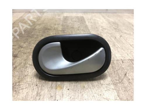 Venstre foran invendig håndtak RENAULT TWINGO II (CN0_) 1.6 RS (CN0N, CN0R, CN0S) | BP26877116I13 