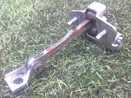 Dørhængsel/Dørbegrænser ROVER 75 (RJ) 2.0 CDTi (131 hp) 13134535