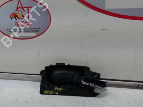 front-left-exterior-door-handle-peugeot-307-3ac-16-hdi-110-9101w9-2000-2001-2002-2003-2004-2005-2006-2007-2008-2009-2010-2011-2012-13266438 main image