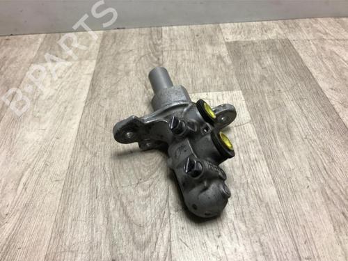 Used Brake master cylinder MERCEDES-BENZ CLA Coupe (C117) CLA 220 CDI / d (117.303) (170 hp) 20630616
