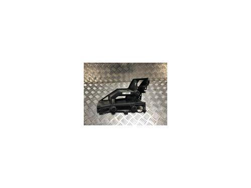 Used Rear bumper bracket PEUGEOT 5008 II (MC_, MJ_, MR_, M4_) 1.5 BlueHDi 130 (MCYHZJ, MCYHZR, MCYHZX) (131 hp) 23091290