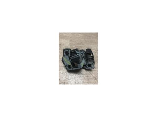 Éclairage de plaque d'immatriculation PEUGEOT 206 Hatchback (2A/C) 1.4 i (75 hp) 21171670