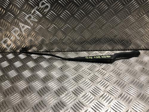 Used Front windshield wiper arm Front windshield wiper arm PEUGEOT 206+ (2L_, 2M_) 1.1 (60 hp) 33824570 33824570
