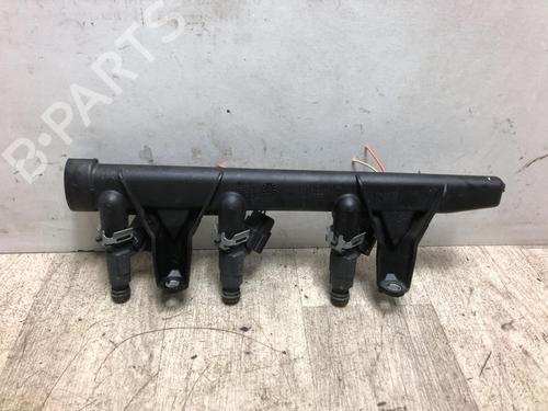 Injection rail PEUGEOT 208 I (CA_, CC_) 1.2 VTI 82 | BP28334702M98