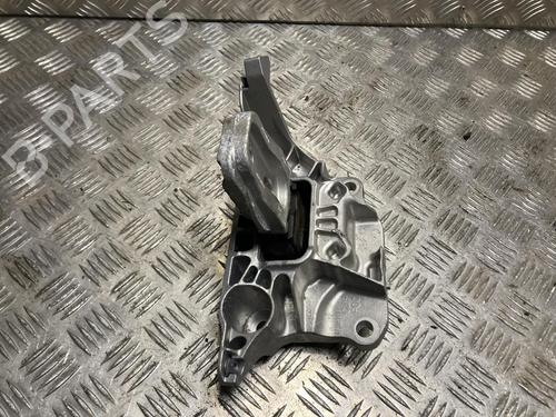 Support de moteur PEUGEOT 2008 II (UD_, US_, UY_, UJ_, UR_, UC_) 1.2 PureTech 130 (USHNS, URHNS) (130 hp) 32999059