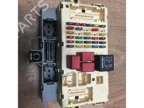 Sicherungskasten für FIAT STILO (192_) 1.6 16V (192_XB1A) (103 hp) 13267656