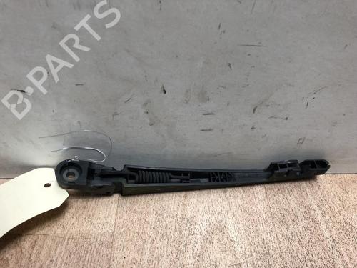 Used Rear windshield wiper arm Rear windshield wiper arm 15786069 15786069