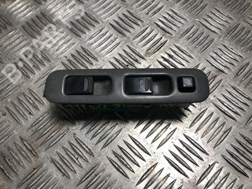 Used Left front window switch Left front window switch SUZUKI JIMNY Closed Off-Road Vehicle (SN) 1.5 DDiS 4WD (SN415D) (65 hp) 33429541 33429541
