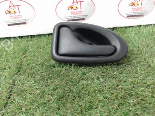 Venstre bagtil invendig håndtag DACIA LOGAN MCV (KS_) 1.6 (KS0B, KS0D, KS0F) (87 hp) 12963611