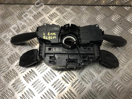 Steering column stalk PEUGEOT 5008 (0U_, 0E_) 1.6 BlueHDi 120 | BP31199230I23