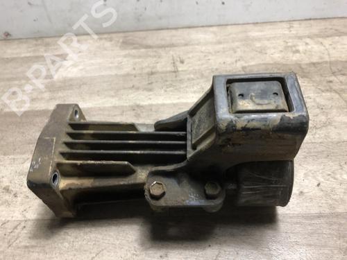 Used Engine mount TOYOTA RAV 4 II (_A2_) 2.0 D 4WD (CLA20_, CLA21_, CLA20R, CLA21R) (116 hp) 23873439