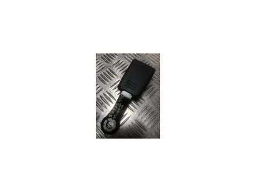 Used Seat buckle TOYOTA COROLLA Verso (ZER_, ZZE12_, R1_) 2.2 D-4D (AUR10_, AUR10R) (136 hp) 26328104