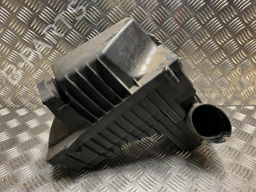 Used Air filter box CITROËN C5 III (RD_) 2.0 HDi (RDRHD8, RDRHDJ, RDRHR8, RDRHRJ) (136 hp) 31185640