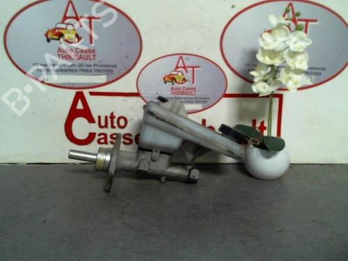 Used Brake master cylinder OPEL VIVARO A Van (X83) 2.0 CDTI (F7) (90 hp) 12970224