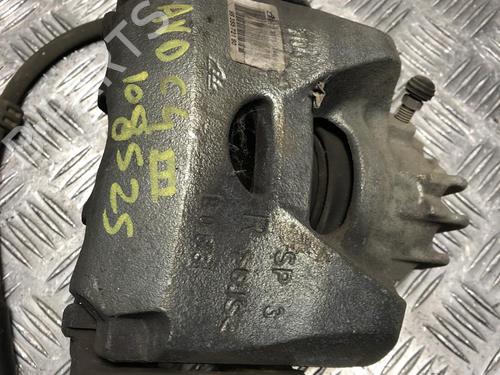 Højre bremsekaliber foran CITROËN C4 III (BA_, BB_, BC_) ë-C4 (BCZKXC, BZCKSC) (136 hp) 31306752