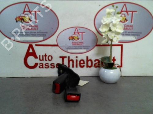 Used Seat buckle TOYOTA AVENSIS Estate (_T25_) 2.2 D-CAT (ADT251_, ADT251R) (177 hp) 30673487