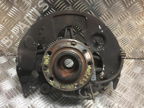 Used Right front steering knuckle CITROËN C4 Picasso II 1.6 HDi / BlueHDi 115 (115 hp) 25115682