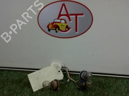 Éclairage de plaque d'immatriculation TOYOTA COROLLA Liftback (_E11_) 2.0 D (CE110) (72 hp) 13130880