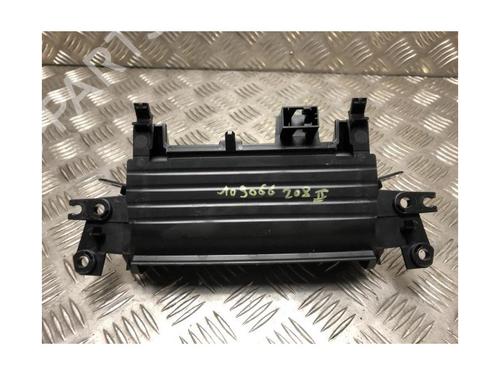Kopholder/Genstandsholder PEUGEOT 208 II (UB_, UP_, UW_, UJ_) 1.2 PureTech 100 | BP30786024I37 