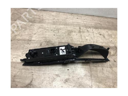 Left front window switch FORD FOCUS III 2.0 TDCi | BP23872778I27